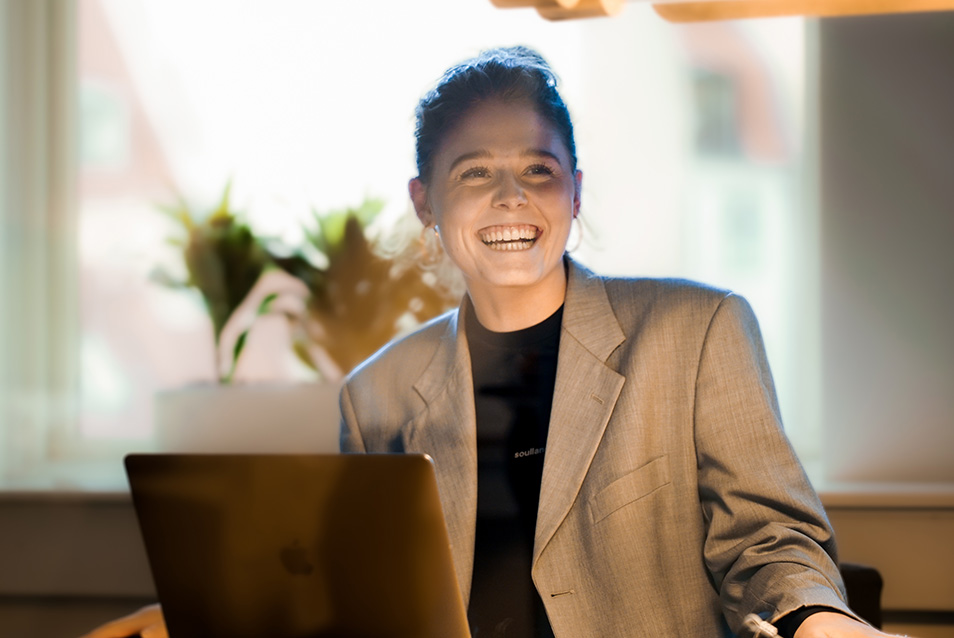 Maria Mundt, Project Management Assistance